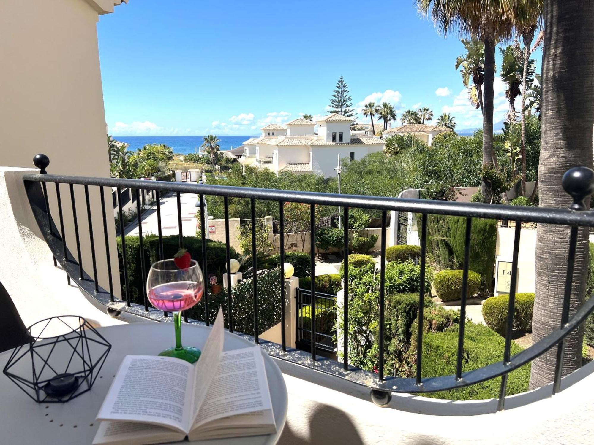 Stylish Townhouse In Beachfront Complex Marbella Luaran gambar